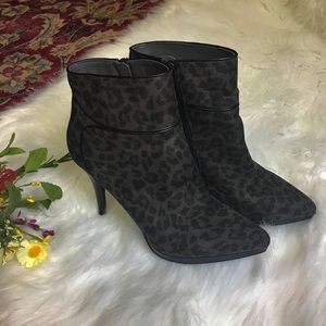 SOLD:Nine West Cheetah Print  Ankle Booties